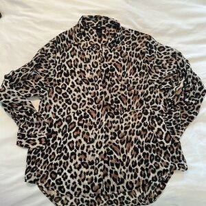 H&M leopard button down shirt size 4